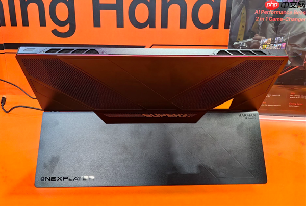 壹号本Super V二合一本亮相CES：搭载酷睿Ultra X7 358H