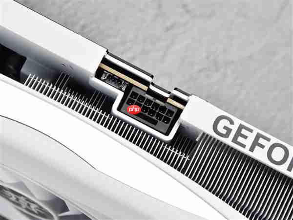 显卡自带线与电源原生线该怎么选：看完秒懂