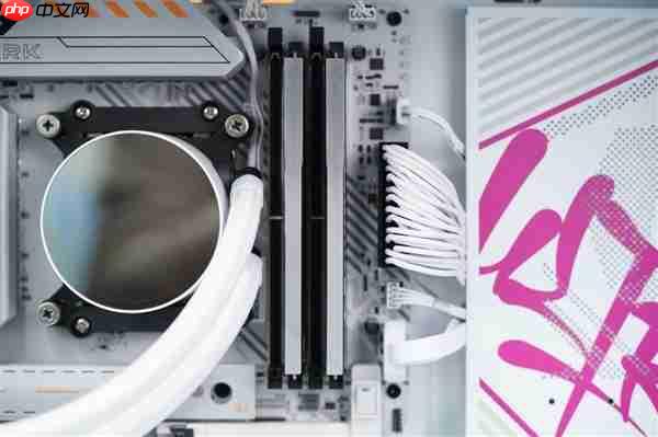 光影绚丽！KEYMOS科摩思赤霄白帝DDR5内存16GBx2 6000MHz图赏