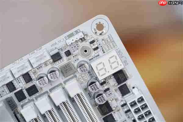 实木+皮革都用上了!技嘉木雕X870E AERO X3D WOOD主板图赏