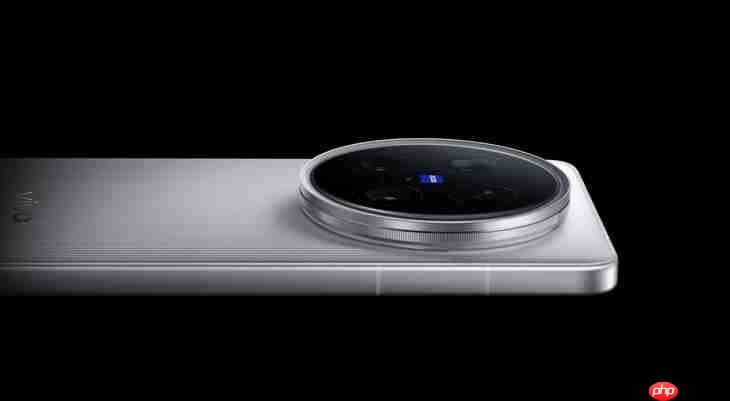 vivo X300s配置曝光:1.5K大直屏+2亿主摄+7000mAh