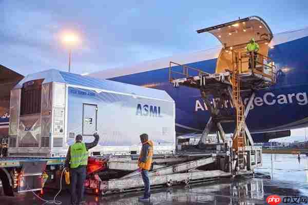 欧盟称中美对其技术依赖远超想象:EUV全球仅此一家