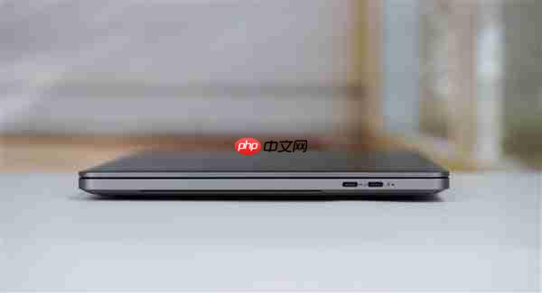 首发自研长江SoC!摩尔线程AIBOOK笔记本图赏