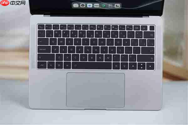 首发自研长江SoC!摩尔线程AIBOOK笔记本图赏