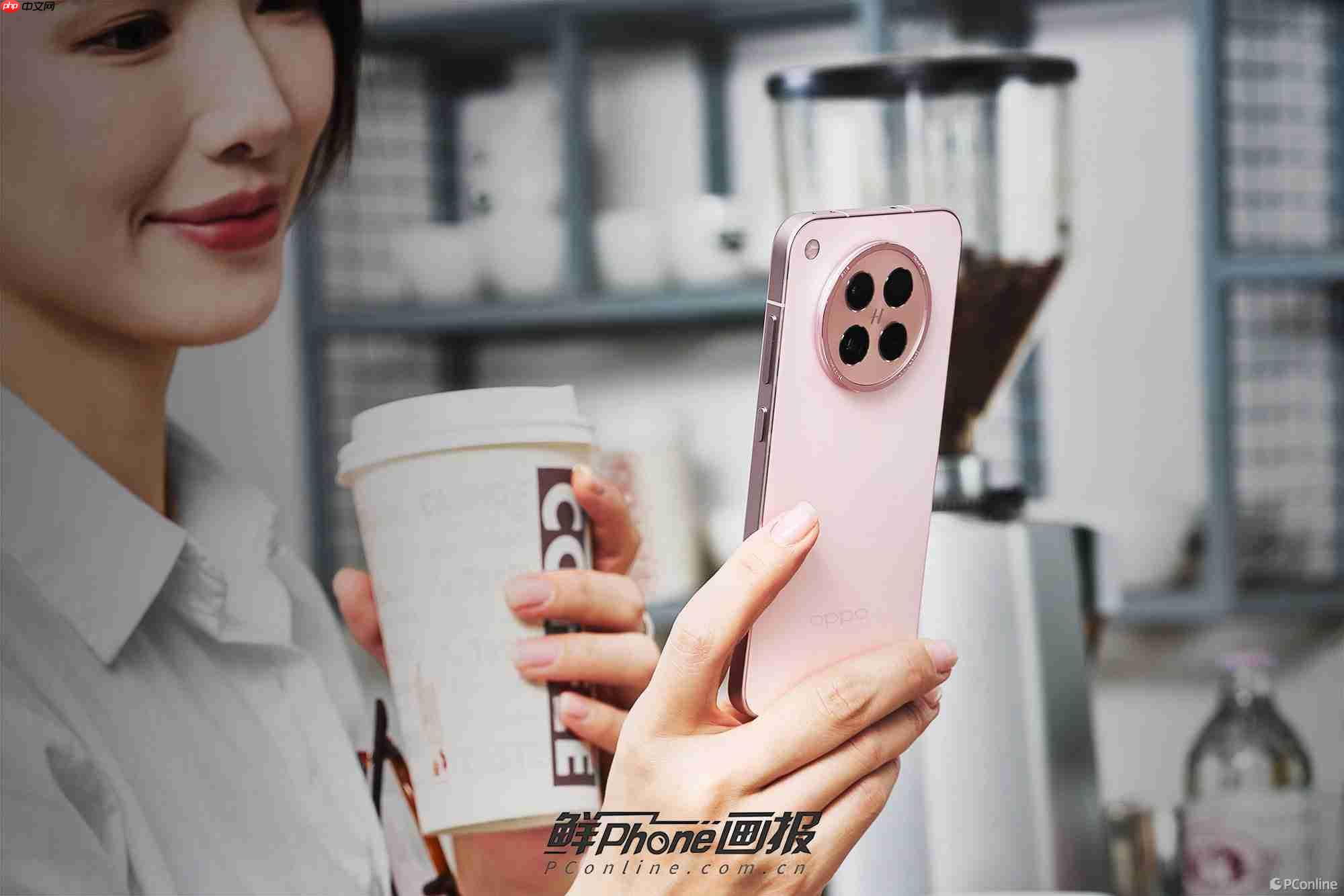 搭载双2亿镜头!6.3英寸小屏旗舰工程机满配暴击