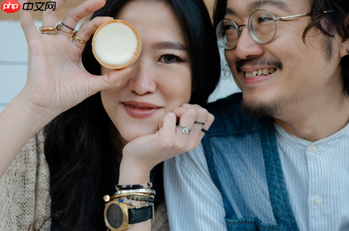 老友饭局实拍:尼康Z6Ⅲ定格觥筹交错的温暖