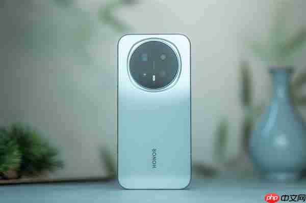 存储涨疯了 荣耀手机自带存储空间压缩：瞬间省出15GB