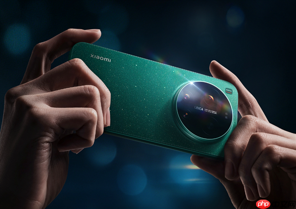 小米17 Ultra跑分现身：第五代骁龙8至尊版、12GB内存起步