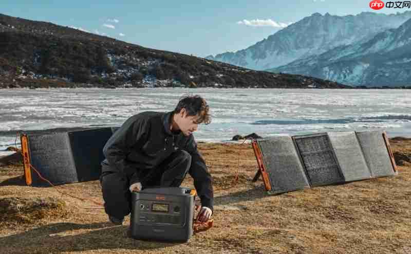 “双金”加冕!华宝新能斩获2025高工金球奖与EBRUN全球好物金奖