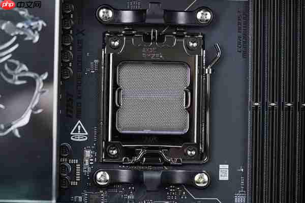 限量1000块!微星MEG X870E GODLIKE X EDITION主板图赏