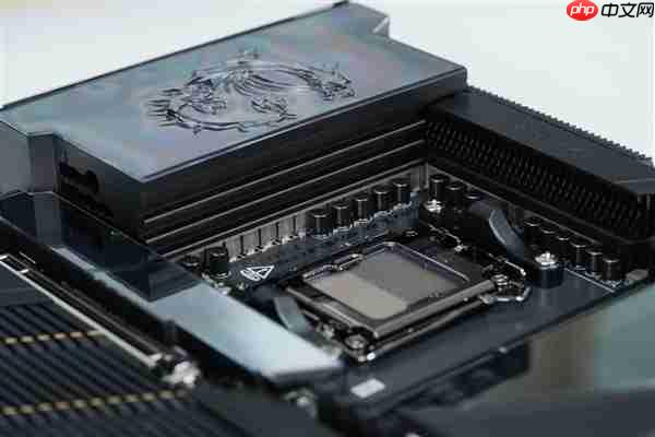 限量1000块!微星MEG X870E GODLIKE X EDITION主板图赏