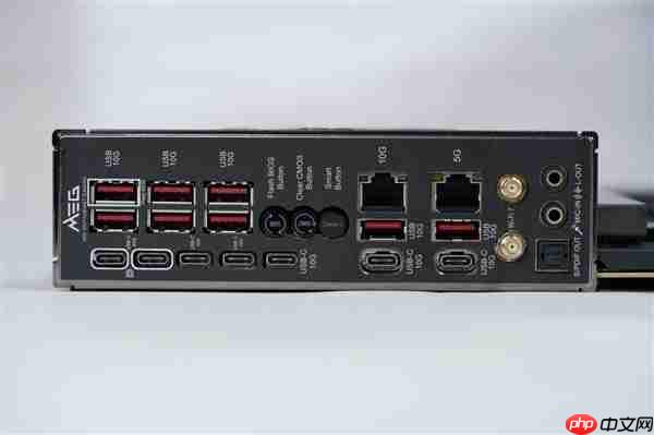 限量1000块!微星MEG X870E GODLIKE X EDITION主板图赏