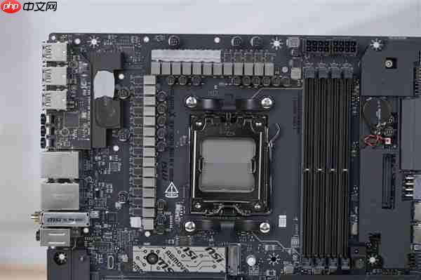 限量1000块!微星MEG X870E GODLIKE X EDITION主板图赏