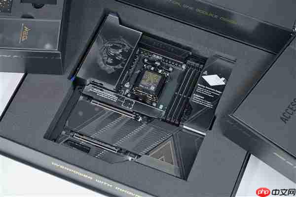 限量1000块!微星MEG X870E GODLIKE X EDITION主板图赏