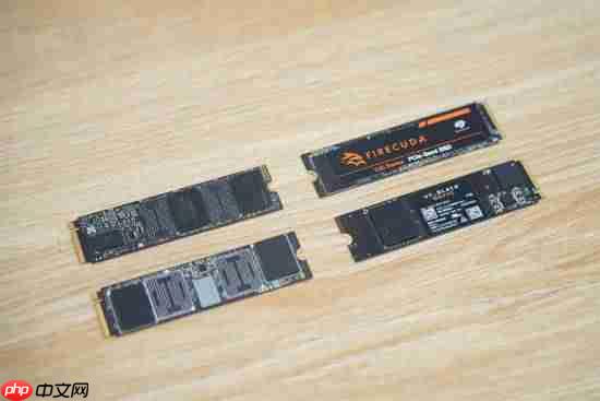 PC厂商麻了:内存SSD成本太高 没出厂就已经亏本