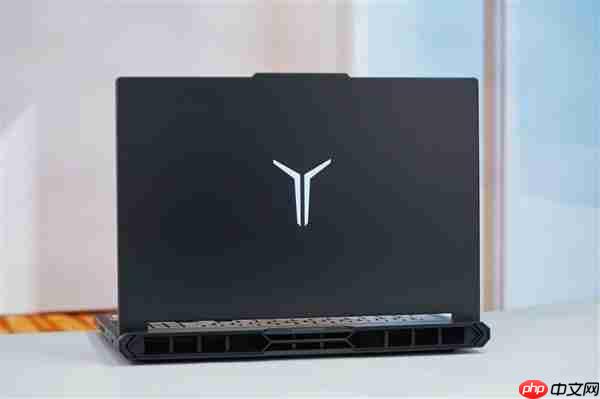 专业OLED超竞屏！联想拯救者Y9000P 2025AI元启游戏本图赏