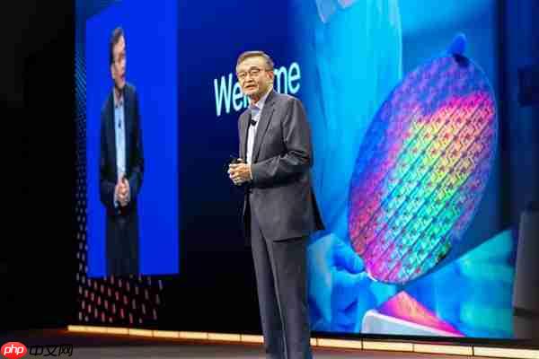 纯正美国芯 Intel这次要翻身了:14A工艺客户评价都说好