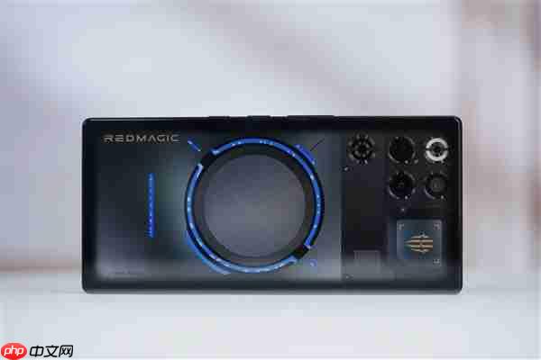 开启手机水冷散热时代！红魔11 Pro+图赏