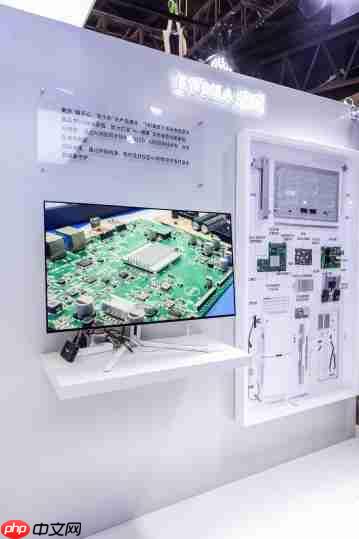 EVNIA弈威闪耀登场WEPLAY:双核电竞,玩出不凡!