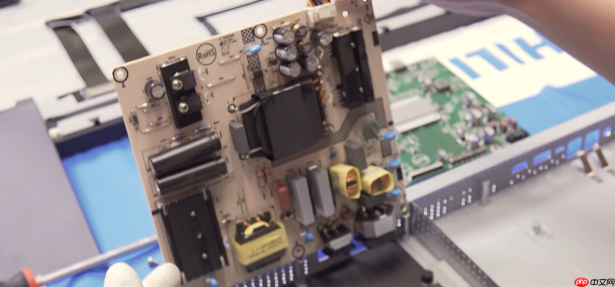 飞利浦【E探究竟】丨带你「探」明商用显示器内外兼修的“长寿”秘籍