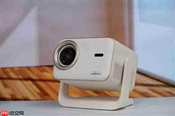 哈曼联名+1000 CVIA流明！哈趣投影H3 Ultra图赏