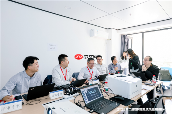 创新大赛标配龙芯CPU：搭档国产AI加速卡