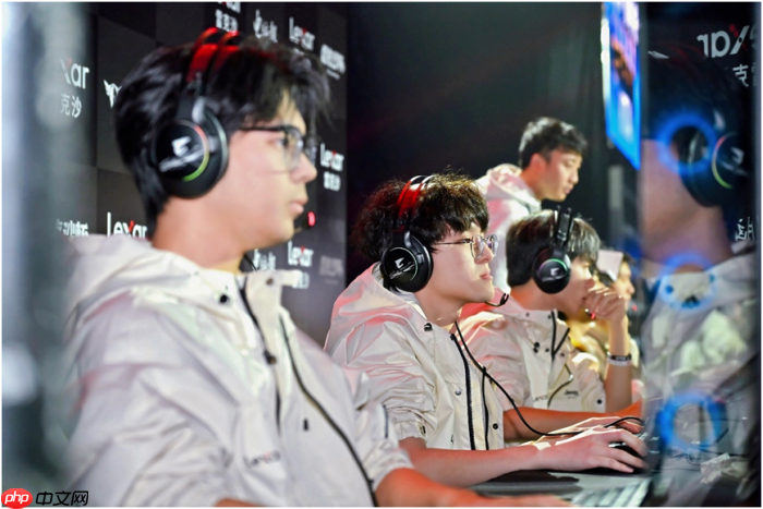 2025雷克沙杯高校电竞挑战赛全国总决赛在成都落幕,以“存储之力”助推发展