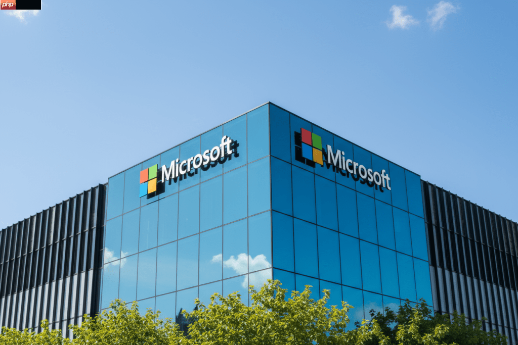 微软AI超级工厂启用!跨州连线零延迟、能跑超大型AI任务