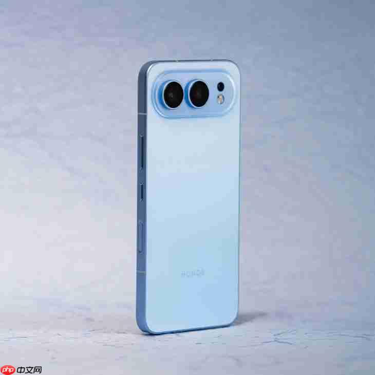 荣耀500 Pro外观揭晓 和iPhone Air一样的横向镜头模组设计