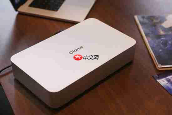 迷你机塞进RTX 5090:搭配酷睿Ultra 9 CPU