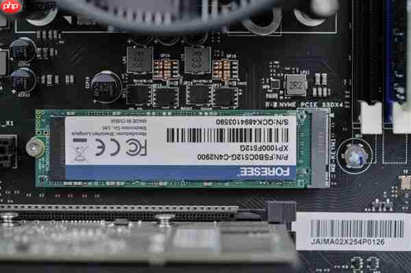 搭载兆芯KX-7000！智微华光E700-ZD台式机图赏