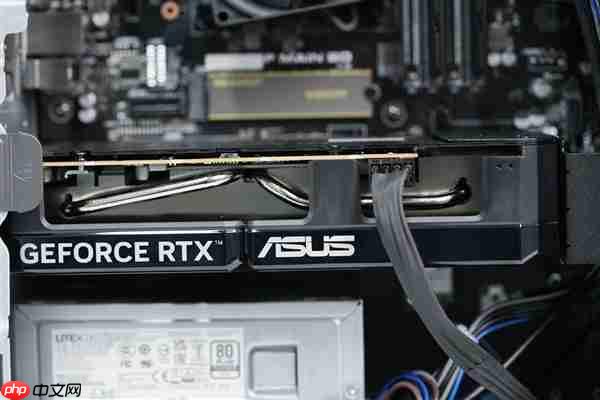 侧透面板+炫彩光带!华硕天选6X台式机图赏