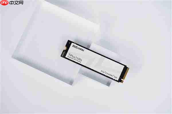 疾速7400MB/s!长江存储致态TiPlus7100s 2TB SSD图赏