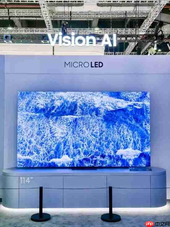 三星全矩阵产品亮相第八届进博会 以AI科技绘就智慧生活新蓝图