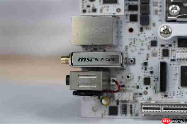 支持10000MT/s内存!微星MPG X870I EDGE TI EVO WIFI主板图赏