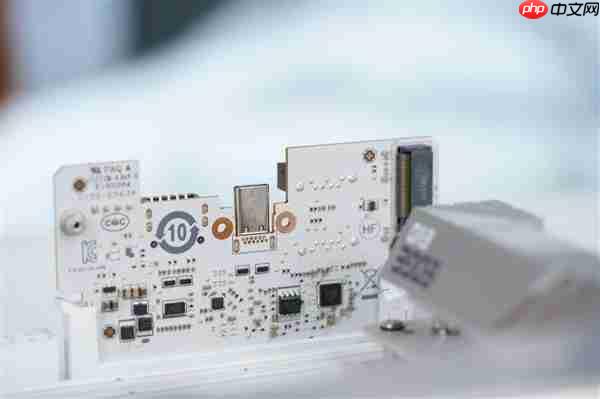 支持10000MT/s内存!微星MPG X870I EDGE TI EVO WIFI主板图赏