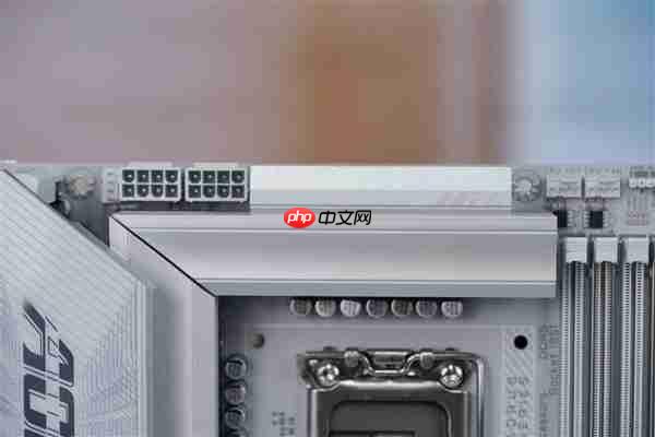 雪景房主机必看!技嘉电竞冰雕Z890 AORUS PRO ICE主板图赏