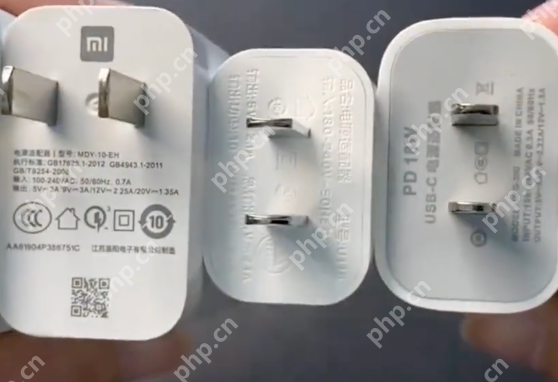 充电器上的图标没有一个是多余的,这些图标都是什么意思呢? - php中文网