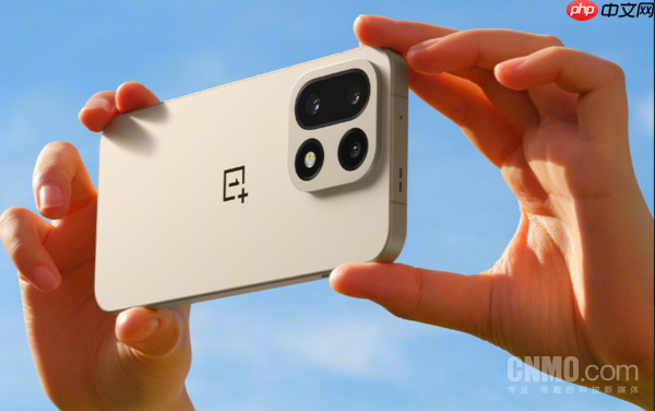 一加15配置汇总 LUMO影像+7300mAh电池 猜猜价格？