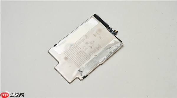 拆完iPhone Air后 我觉得苹果还有牙膏能挤