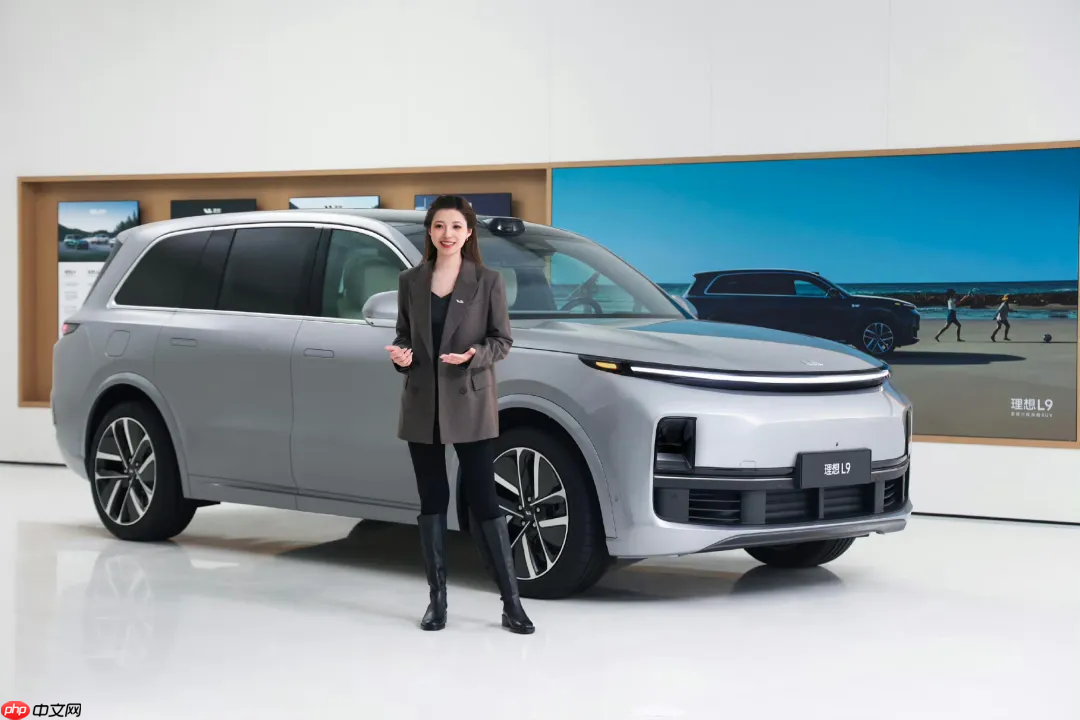 前 iQOO 产品经理宋紫薇创业 AI 硬件,首款产品曝光