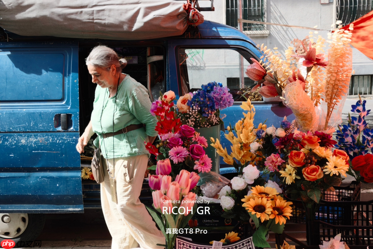 搭载理光GR影像系统,“街拍神器”真我GT8 Pro正式发布,3999元起