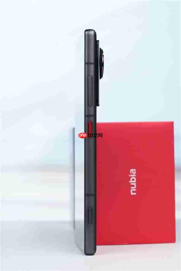 全焦段影像街拍神器！努比亚Z80 Ultra专业摄影套装图赏