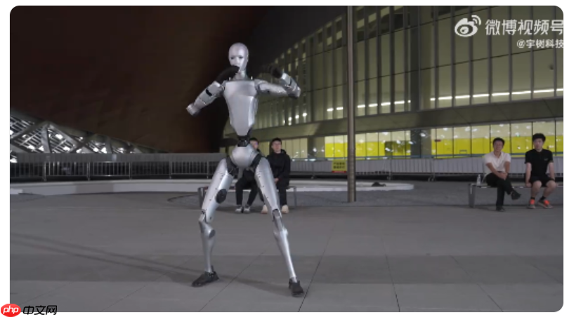 宇树推出 Unitree H2 人形机器人：身高 180 