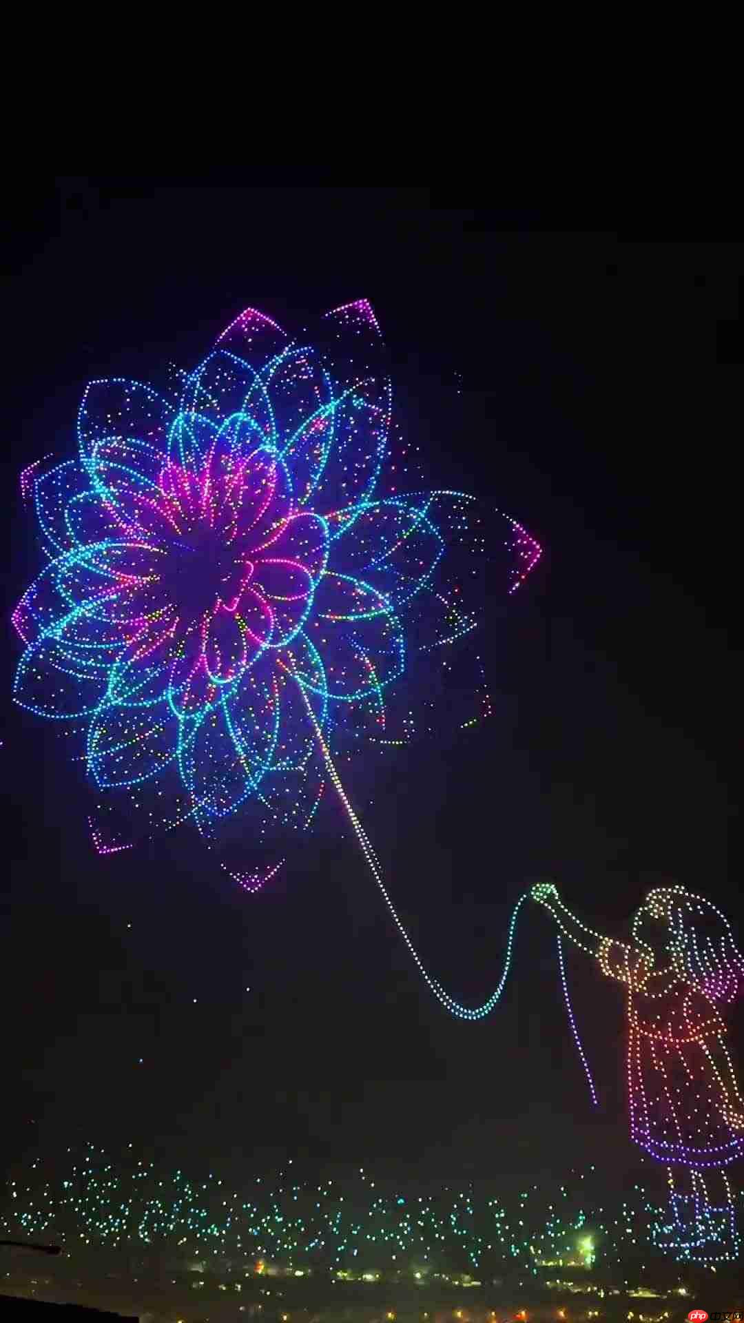 近 1.6 万架无人机同时升空,浏阳无人机烟花秀创两项吉尼斯世界纪录