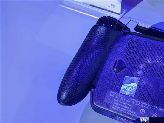 ROG XBOX掌机X实拍图来了!6999元今天上市!