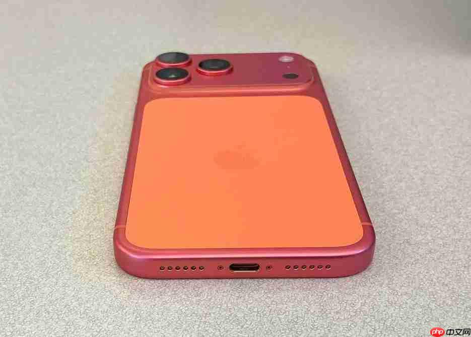 橙色iPhone 17 Pro Max褪色成玫瑰金?苹果客服回应!