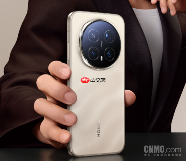 AI全面优化！荣耀郭锐：Magic8系列行业首发八大技术