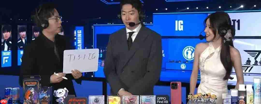 S15赛事解说Rita新中式造型出圈 网友直呼塔子姐好美