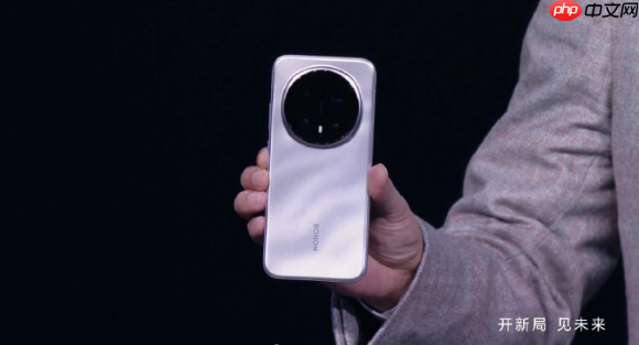 荣耀Magic8系列搭载荣耀AI自然光绿洲护眼屏:行业首发专业级环境光检测